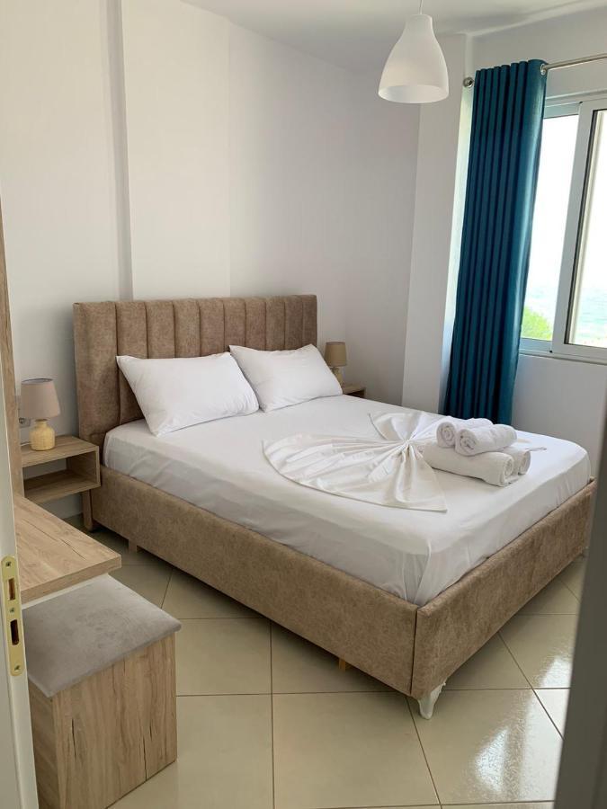Mediterranean Apartments Himare Exterior foto