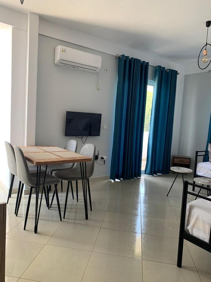 Mediterranean Apartments Himare Exterior foto