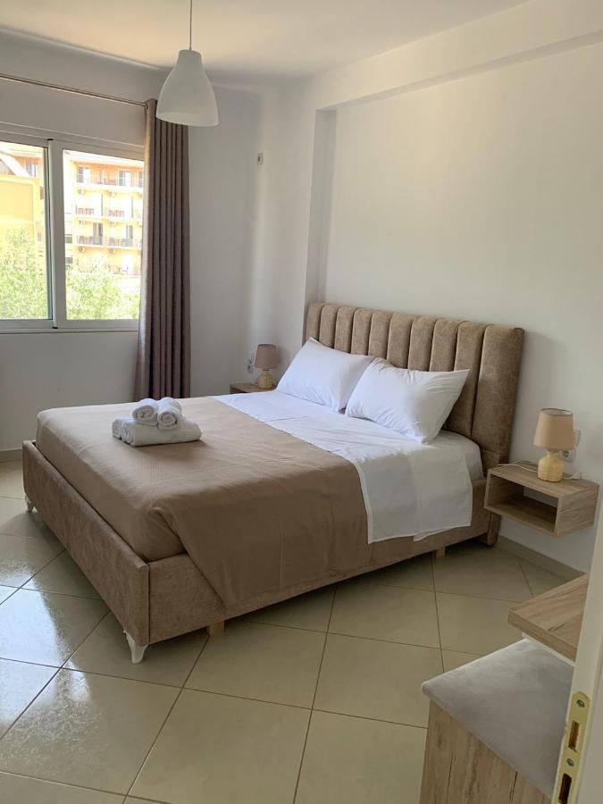 Mediterranean Apartments Himare Exterior foto